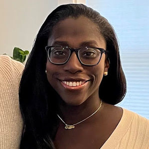 Meet your Posher, Adrienne